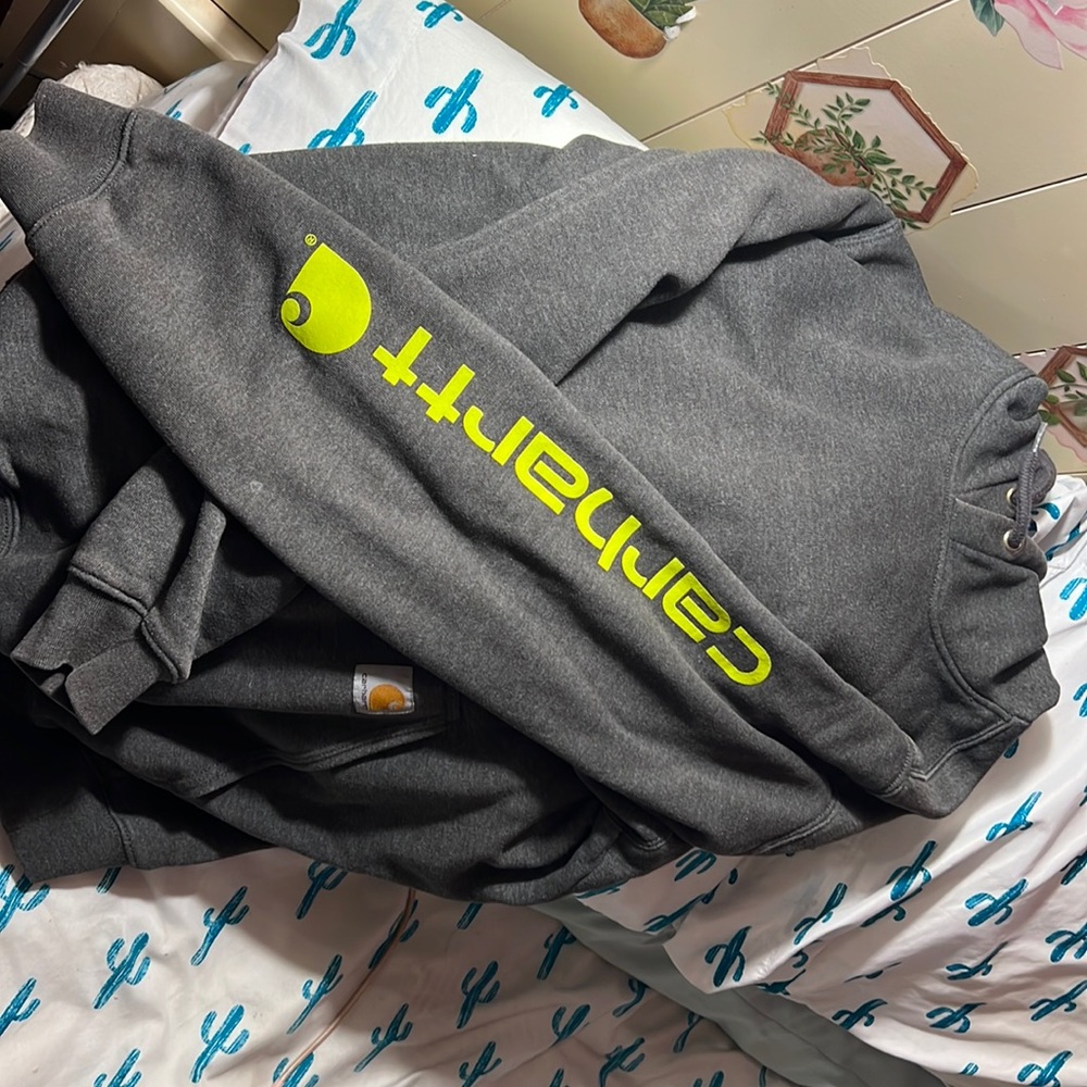 Men’s Carhartt Gray Hoodie